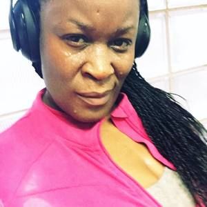 Meet your Posher, Bonita